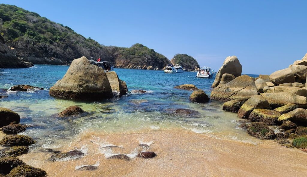 Playa Acapulco 2