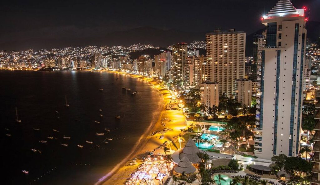 Vista panorámica de Acapulco - noche
